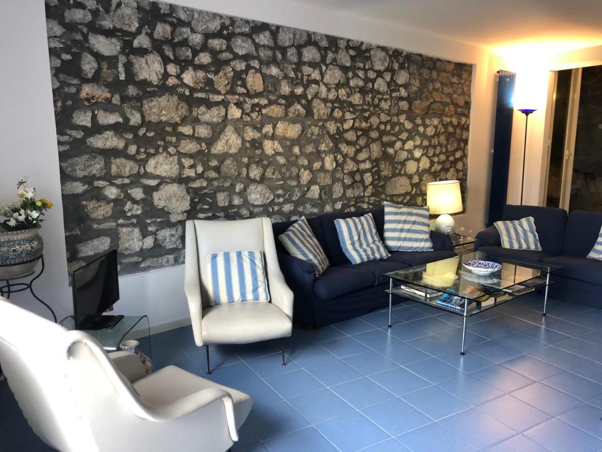 Taormina Center Apartment With Sea View Bagian luar foto