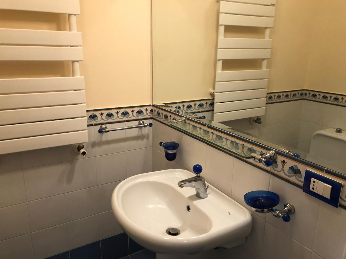 Taormina Center Apartment With Sea View Bagian luar foto